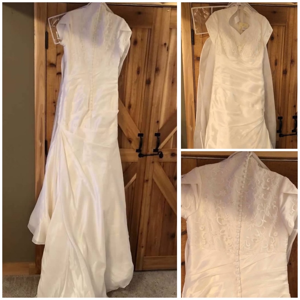 Brand new wedding dress
